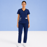 Ensemble Médical Femme – Col V & Pantalon Confort